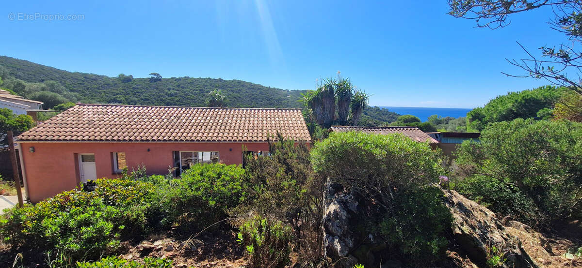 Maison à HYERES