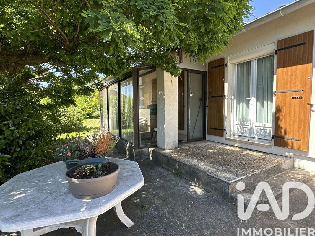 Photo 4 - Maison à CHASSIERS