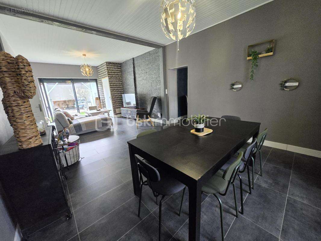 Maison à DECIZE