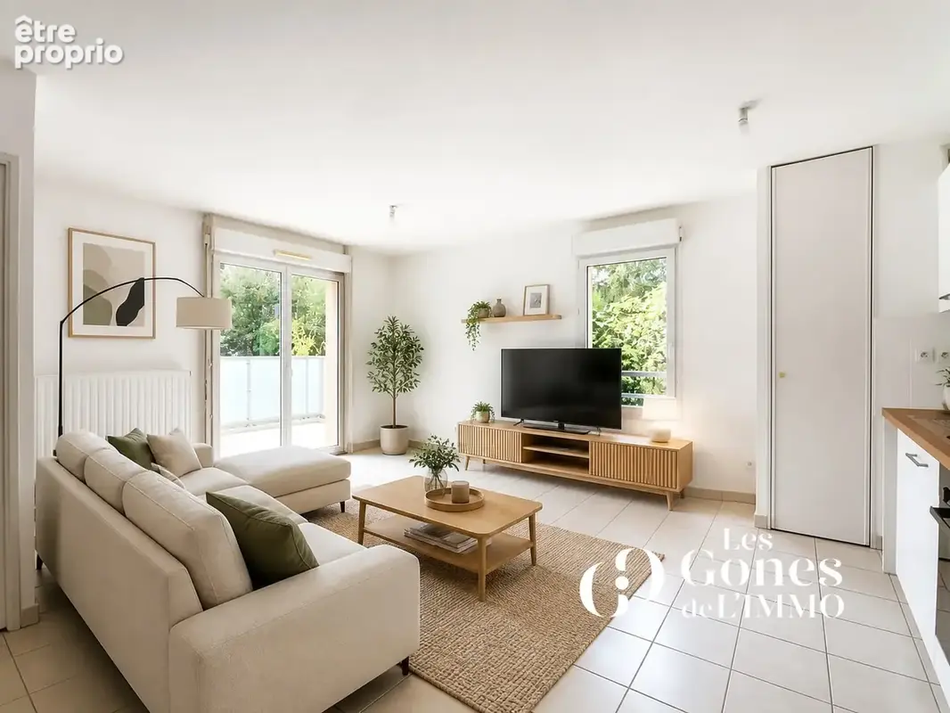 Craponne Appartement T2 avec balcon et  place de parking - photo 2
