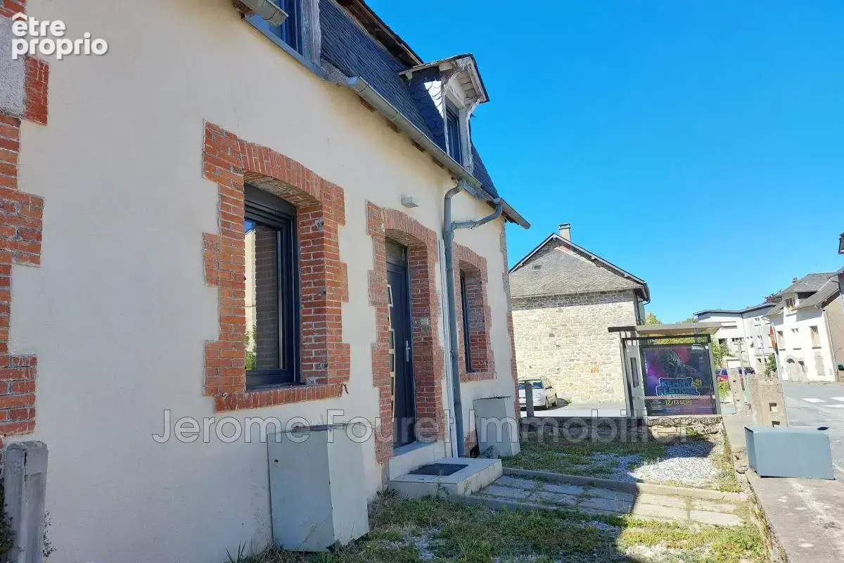 Photo Maison à Egletons au prix de 143 000€