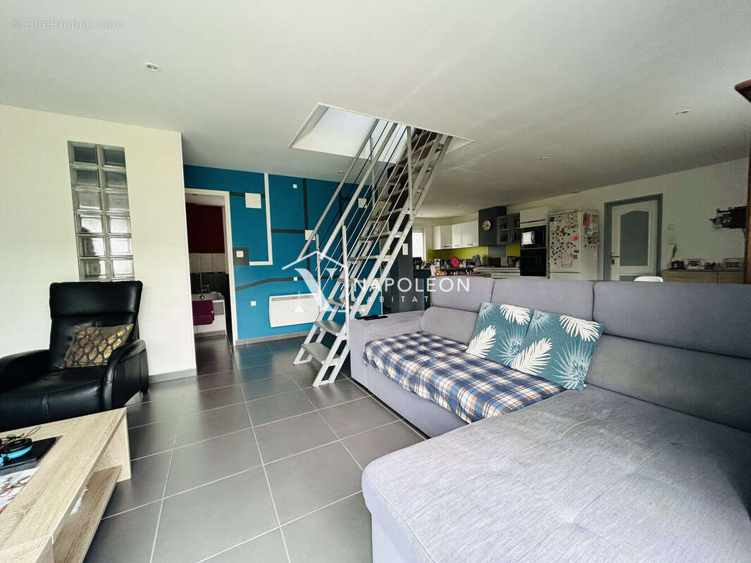 Maison 109 m² à Artres  - photo 8