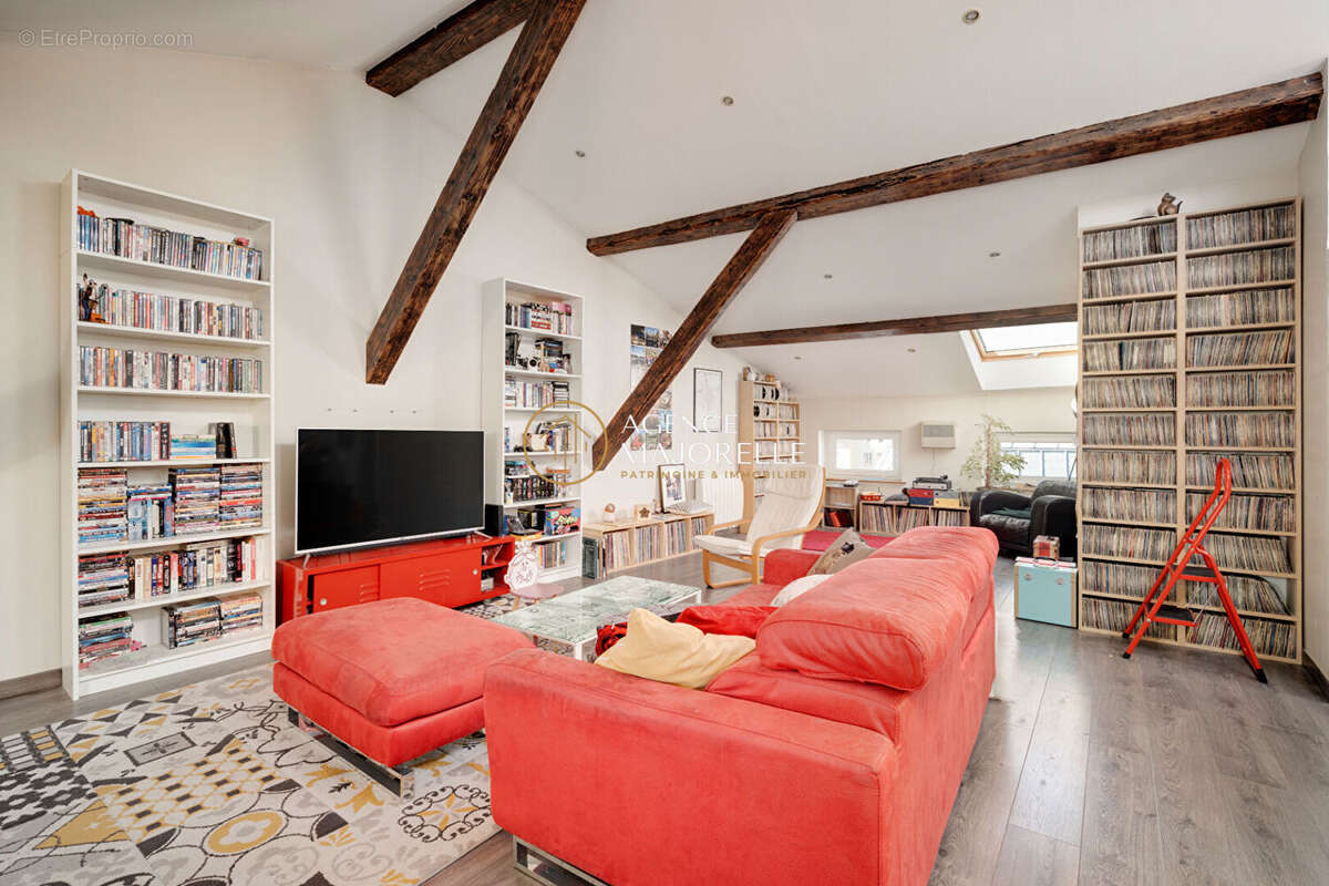 NANCY - Duplex de 154m2 (131 m² Carrez) aux volumes exceptionnels ! - photo 6