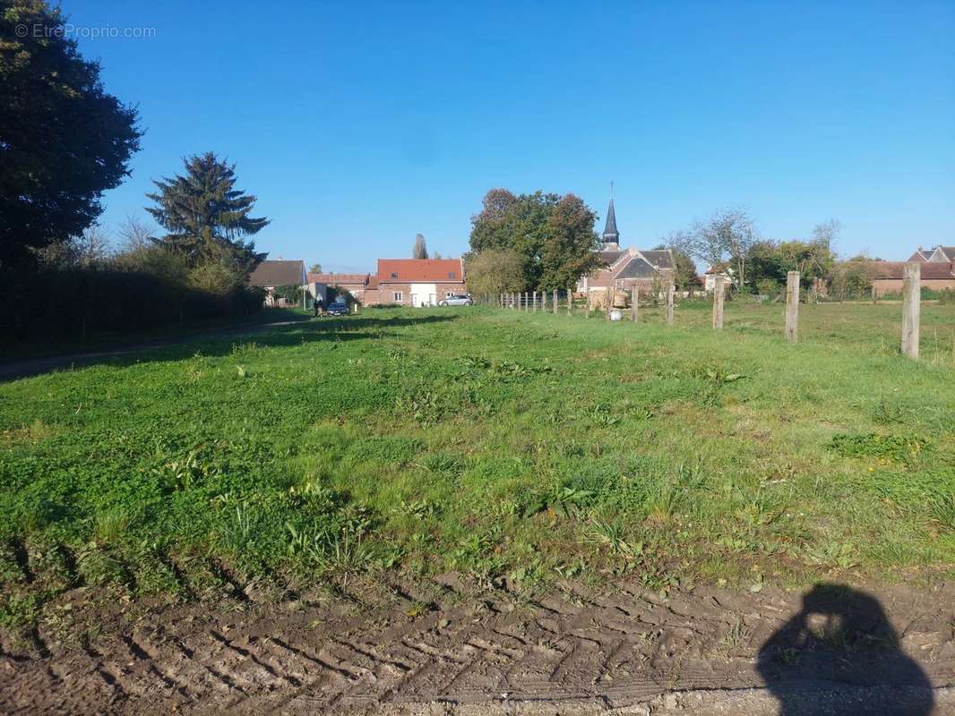 Terrain à CANNY-SUR-MATZ