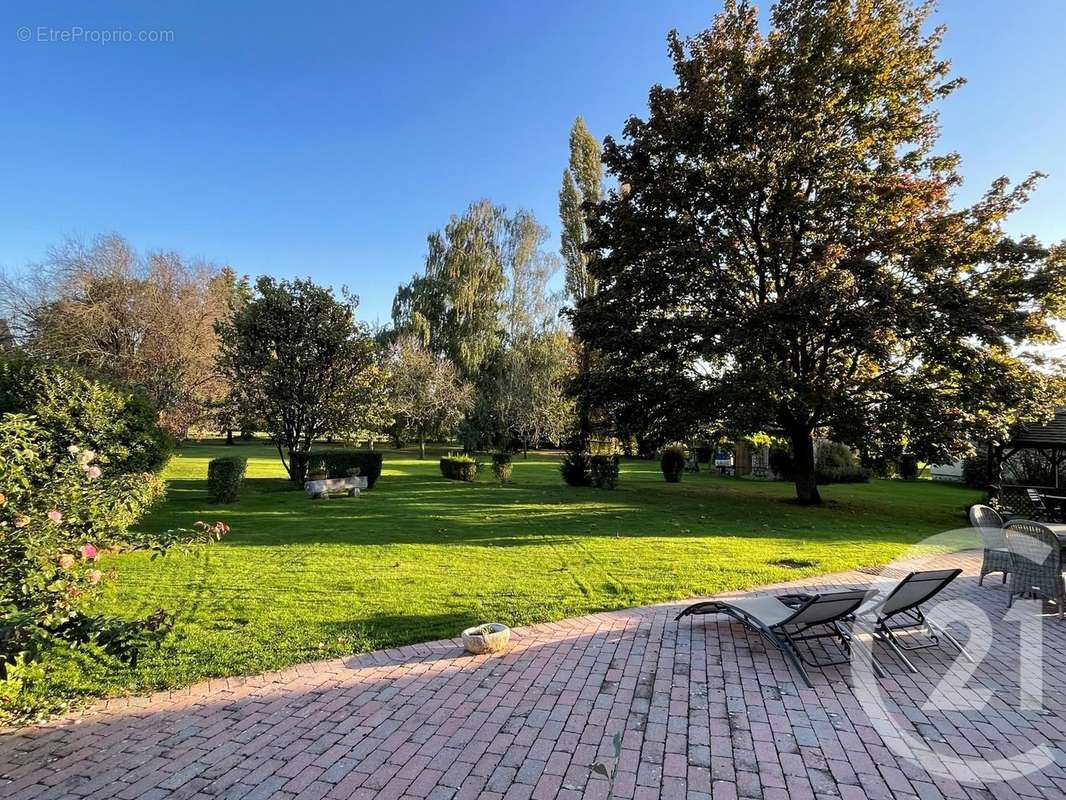 Maison à BOISSEY-LE-CHATEL