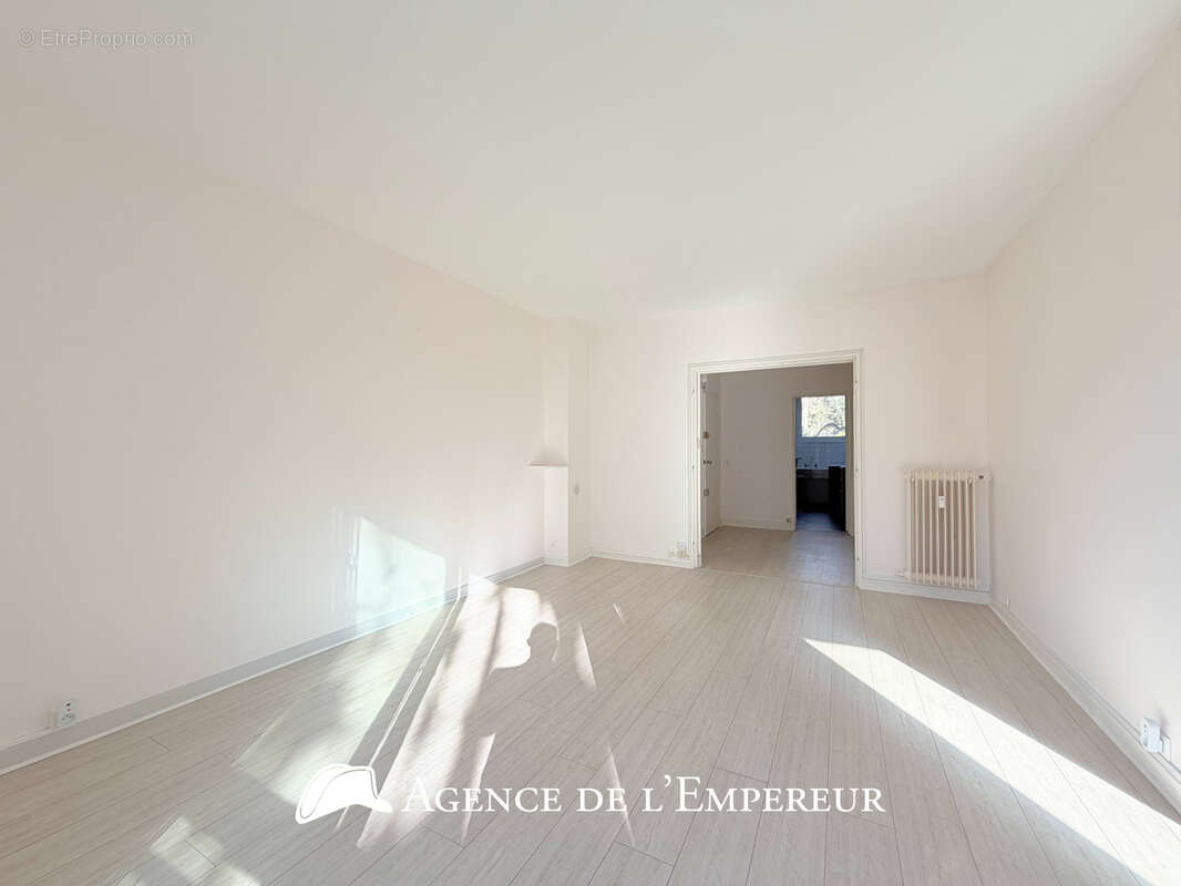 Appartement à RUEIL-MALMAISON