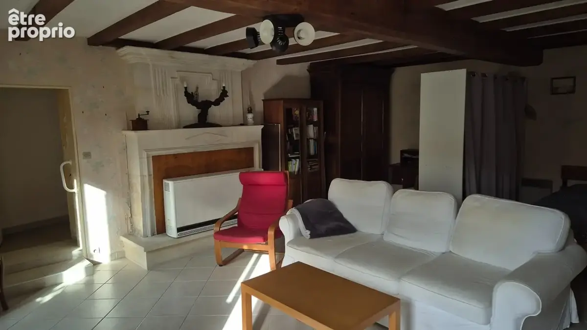 Corps de Ferme à rénover de 500 m2, proche commerces, beaucoup de dépendances - photo 2