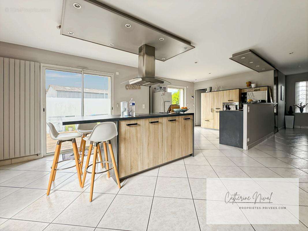 Maison 180 m2, 5 chambres, garage 60 m2 - photo 6
