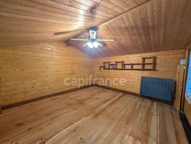 Appartement à DRUMETTAZ-CLARAFOND