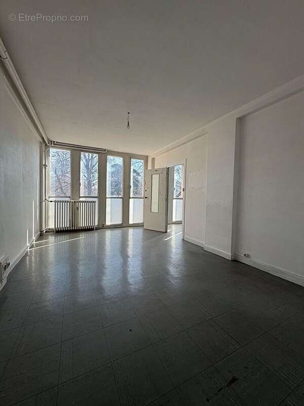 Commerce à CHALON-SUR-SAONE