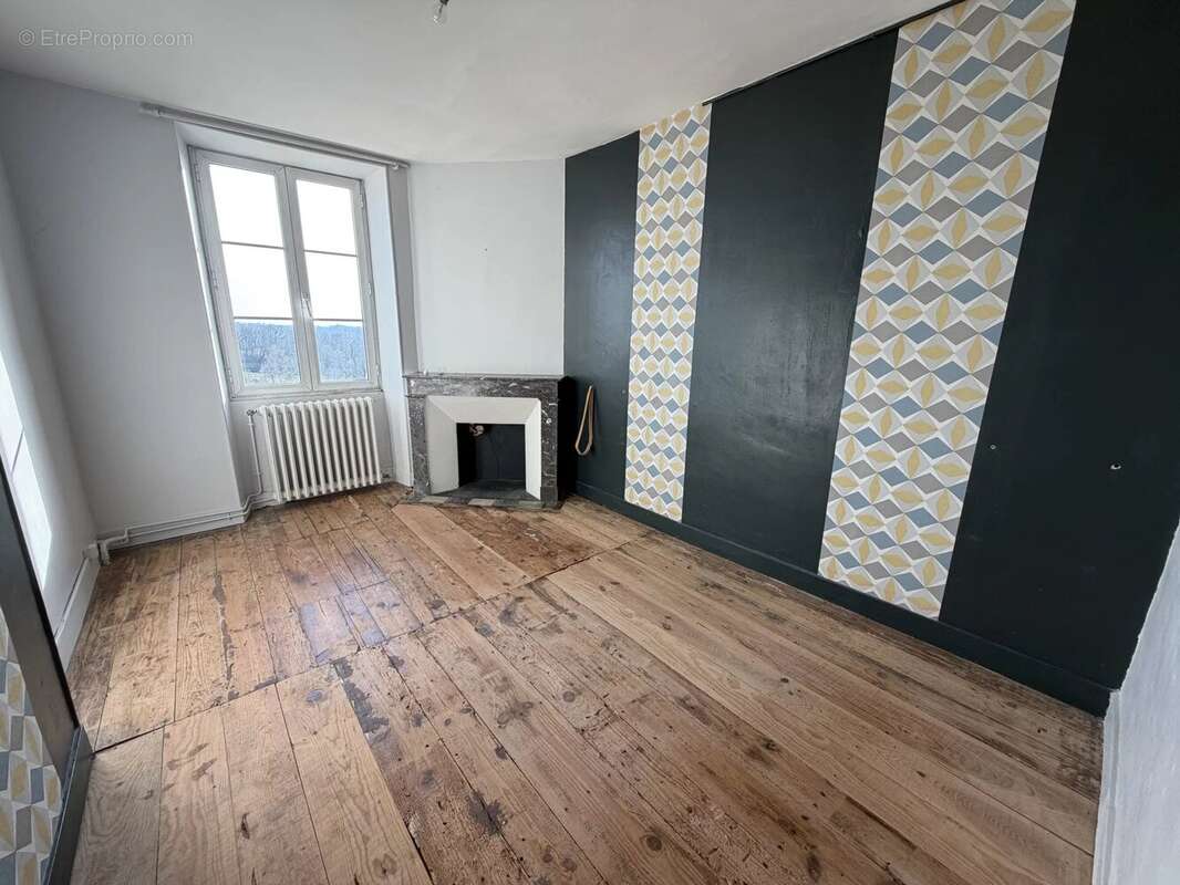 Maison à LE HOUGA