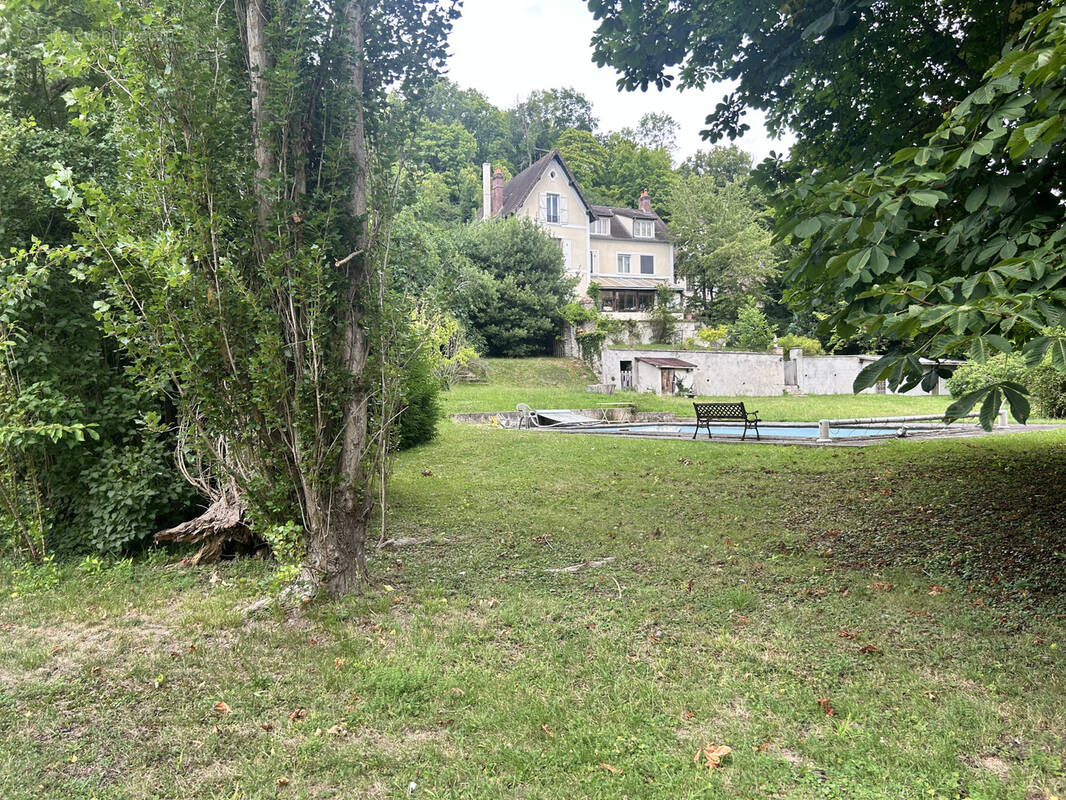 Maison à MERICOURT