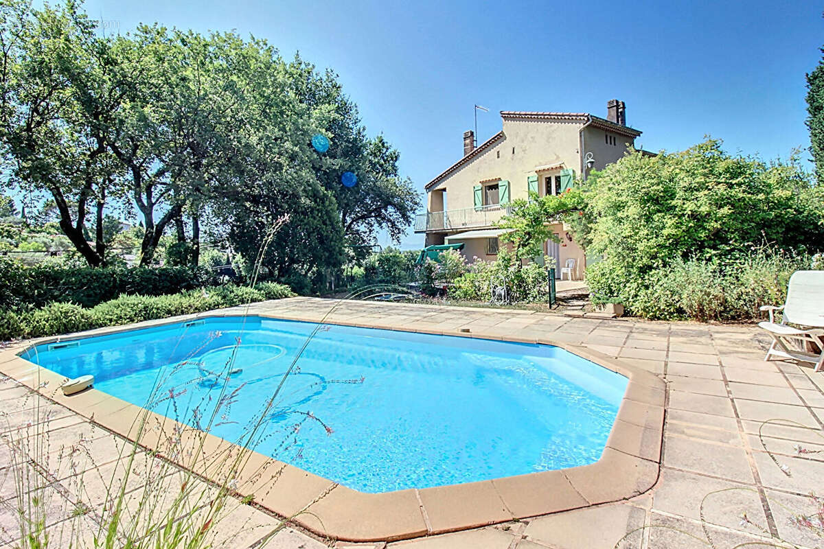 A VENDRE !  Maison Draguignan 6 pièces 170 m² avec garage et piscine - photo 11