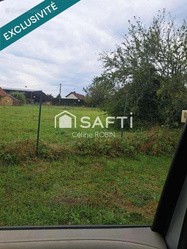 Terrain 822 m² à Commenailles  - photo 5