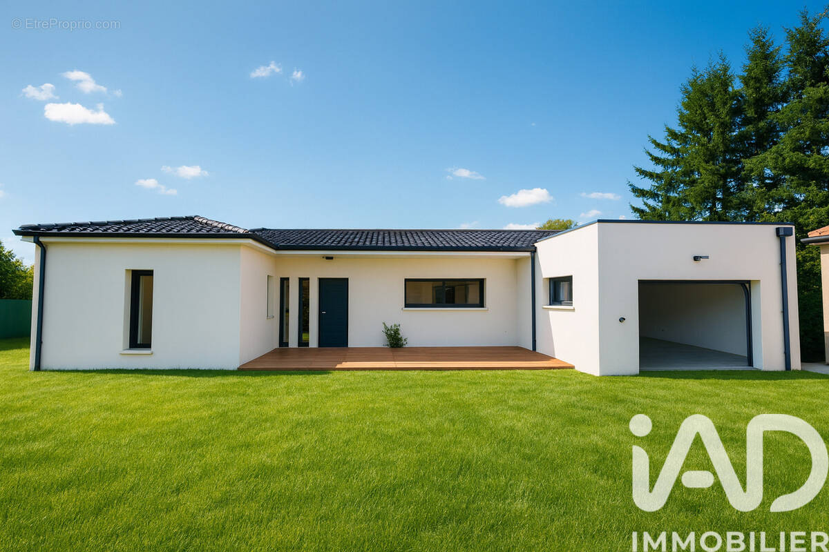 Photo 1 - Maison à POITIERS