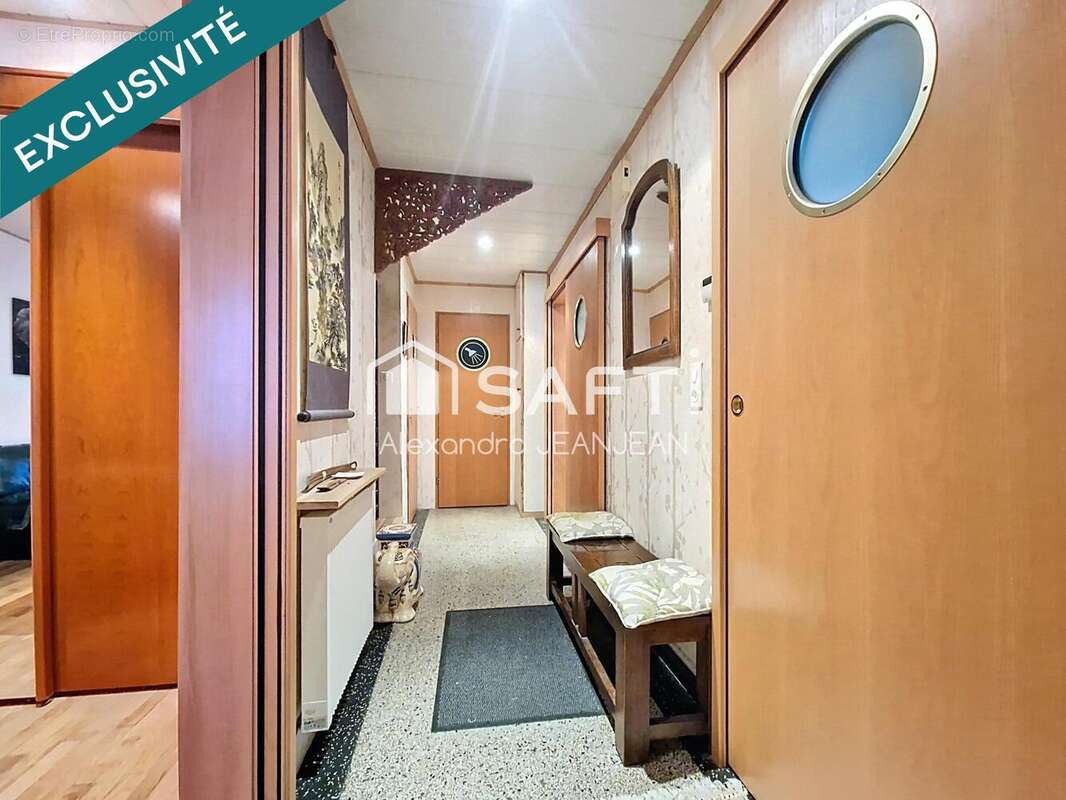 Photo 2 - Appartement à ARS-SUR-MOSELLE