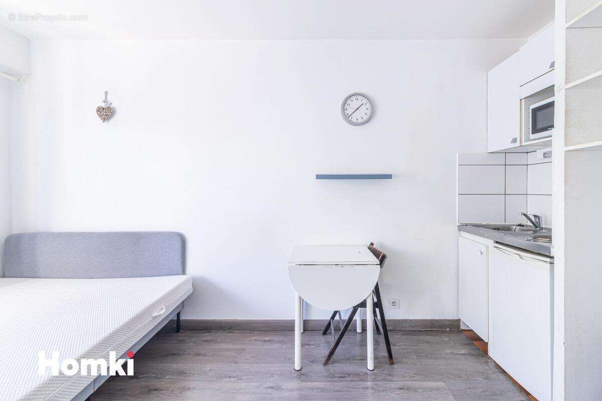 Appartement à MARSEILLE-1E