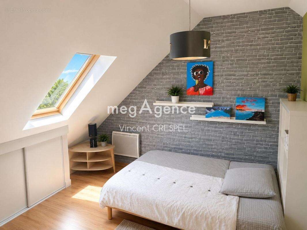 Maison à LA BAZOGE-MONTPINCON