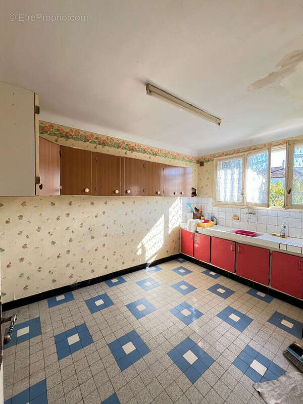 Maison à CERCY-LA-TOUR