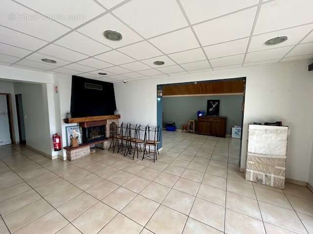 Commerce à ALBIEZ-MONTROND