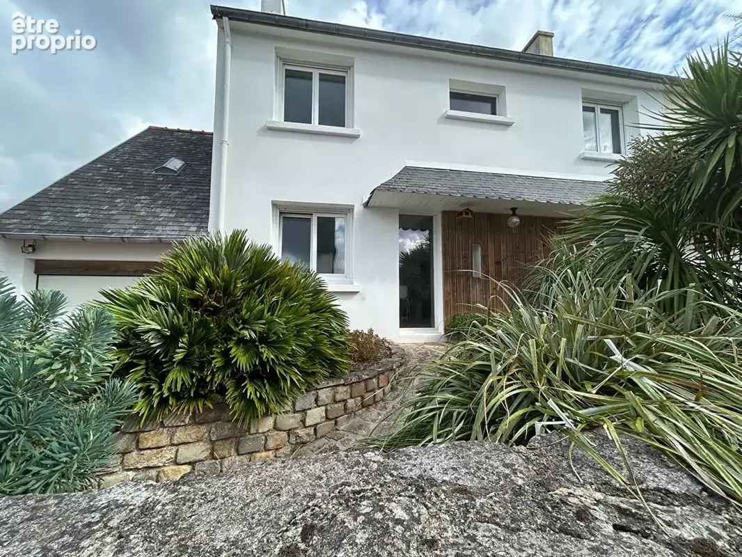 Maison à ERGUE-GABERIC
