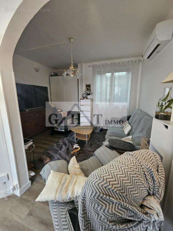 Commerce à MAISONS-ALFORT