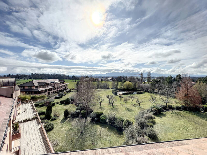 Appartement à PREVESSIN-MOENS