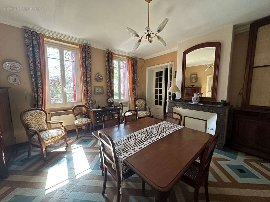 Maison à CASTELNAU-D'ESTRETEFONDS