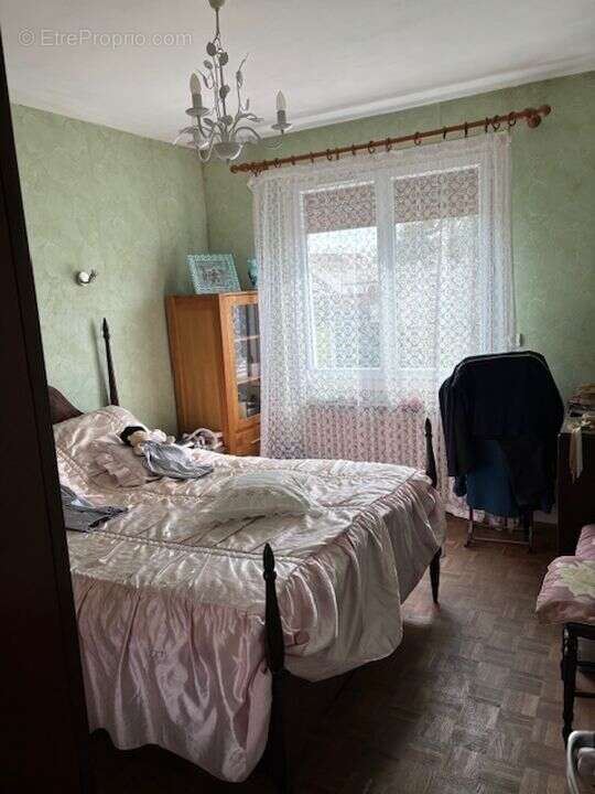 Maison à VILLENEUVE-LA-GUYARD