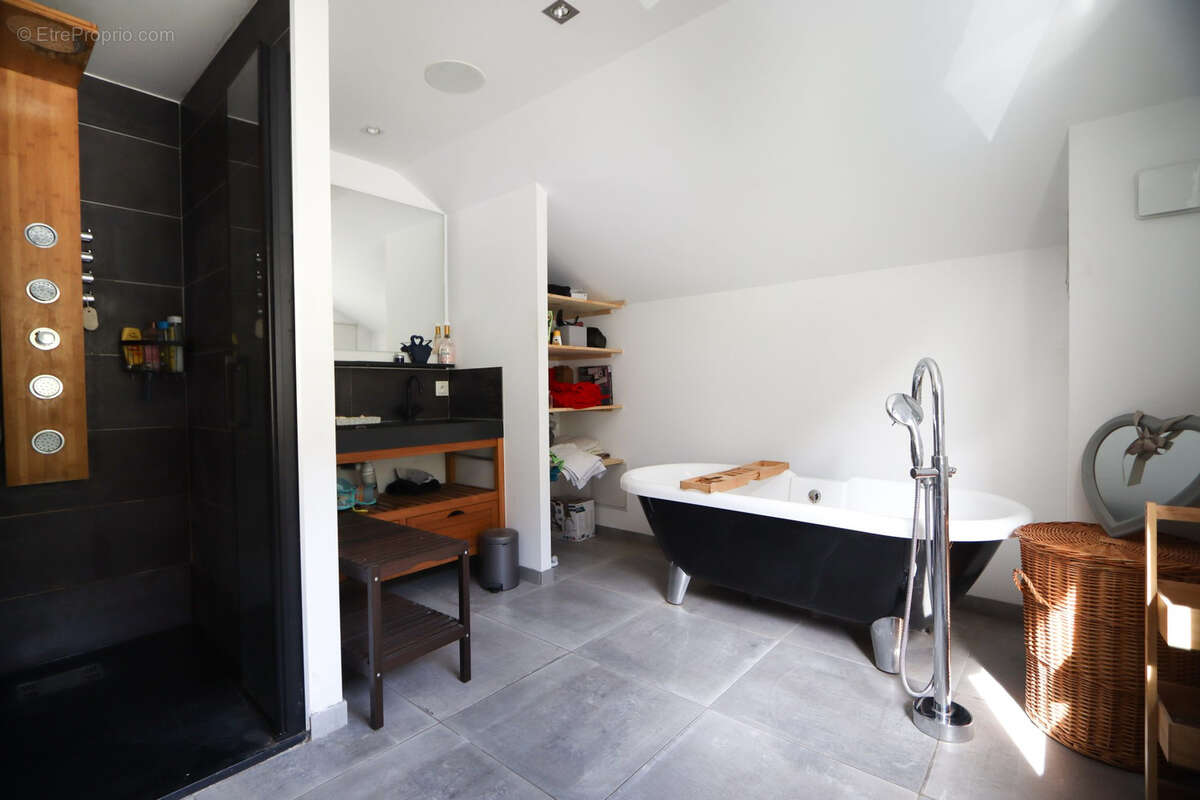 Maison à SAINT-JEOIRE