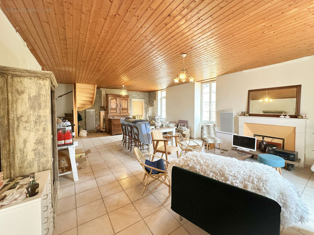 Maison à SAINT-ANDRE-DE-LIDON