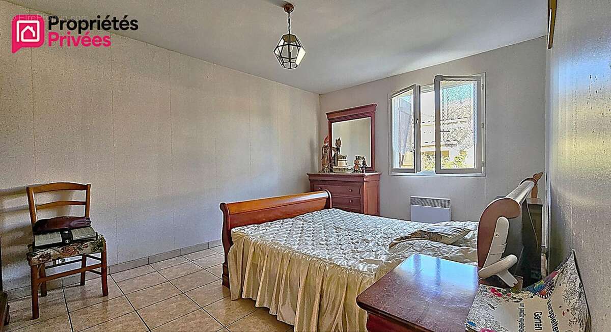 Maison à VILLESISCLE