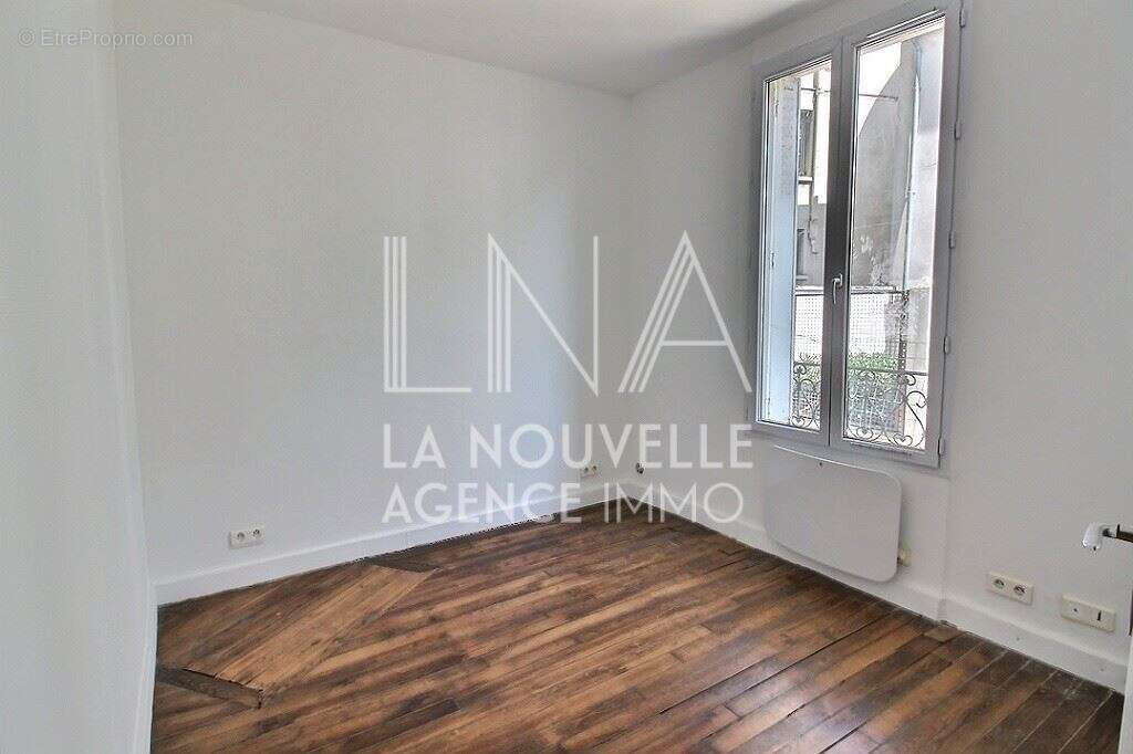Appartement à LES LILAS