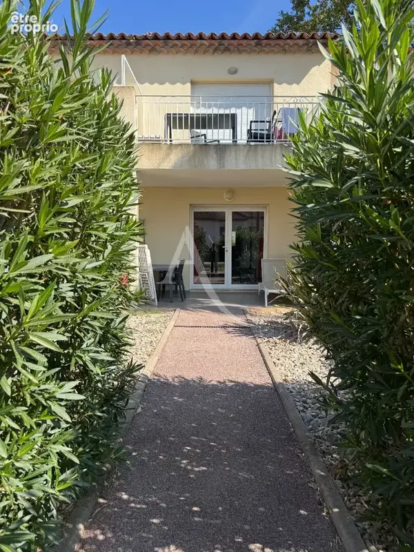 Appartement à GRIMAUD