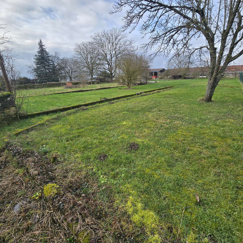 Maison à BOISMONT