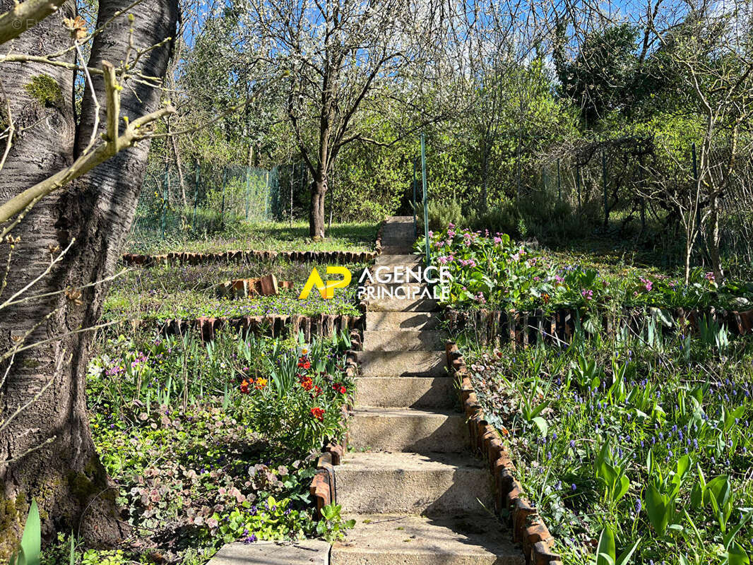 Maison à SARTROUVILLE
