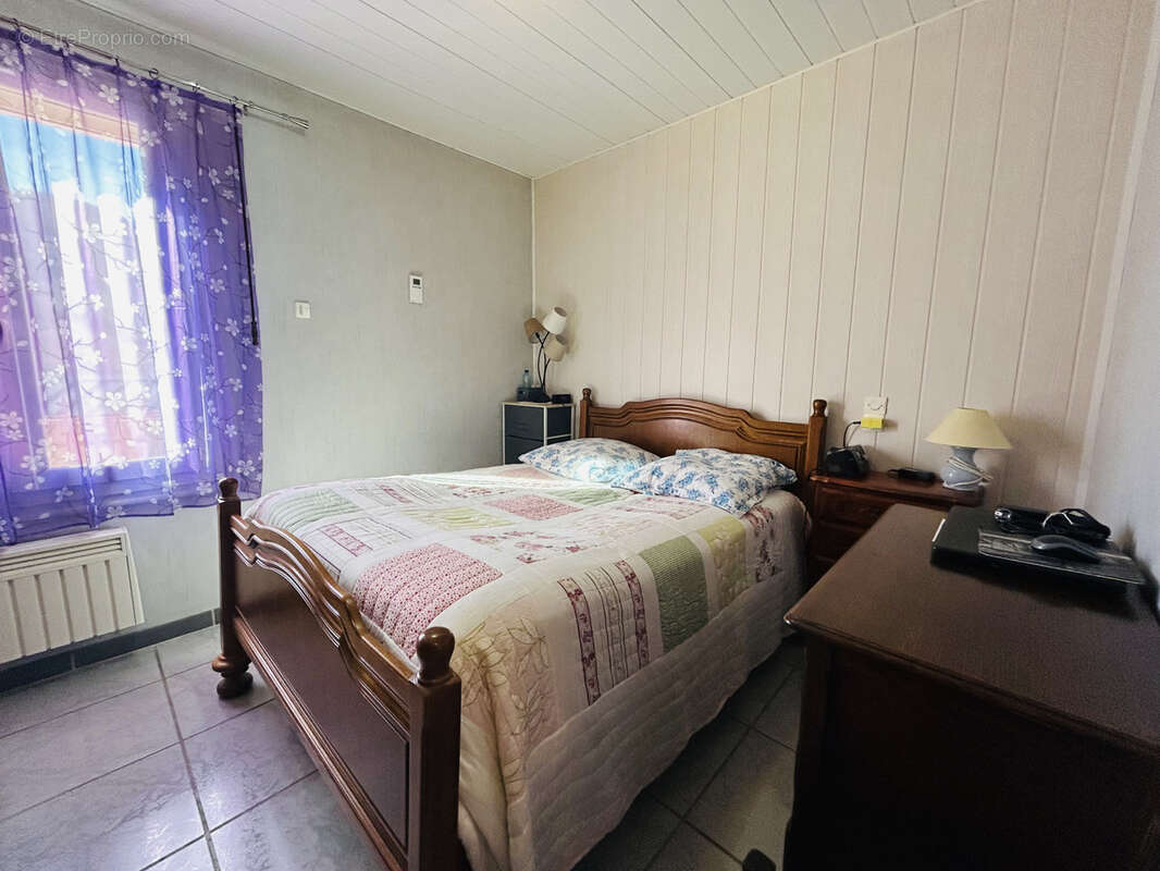 Maison à SAINT-LAURENT-DE-CERDANS