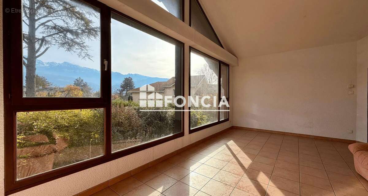 Maison à MONTBONNOT-SAINT-MARTIN