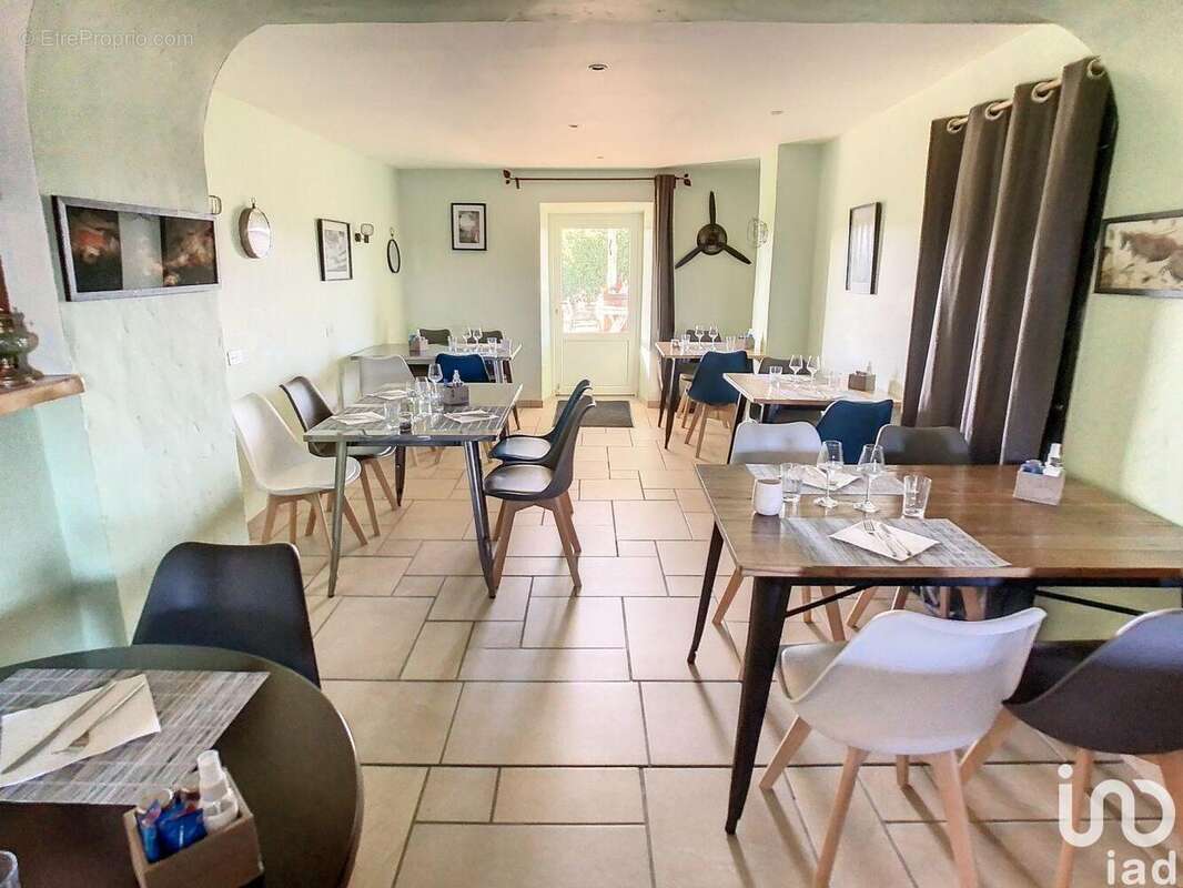 Photo 4 - Commerce à SAINT-GENIES