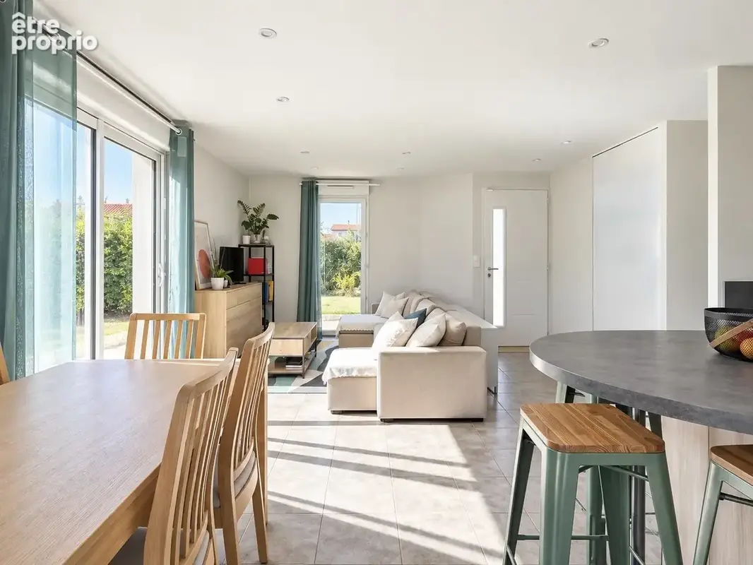 Maison 4 pièces 80 m² à vendre à Malauzat (63200) - photo 3