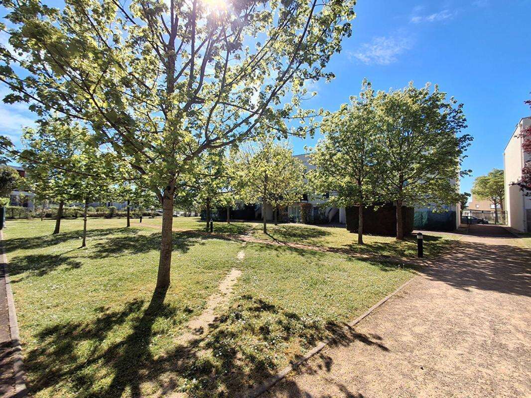 T4 duplex terrasse et parking privatif - photo 18
