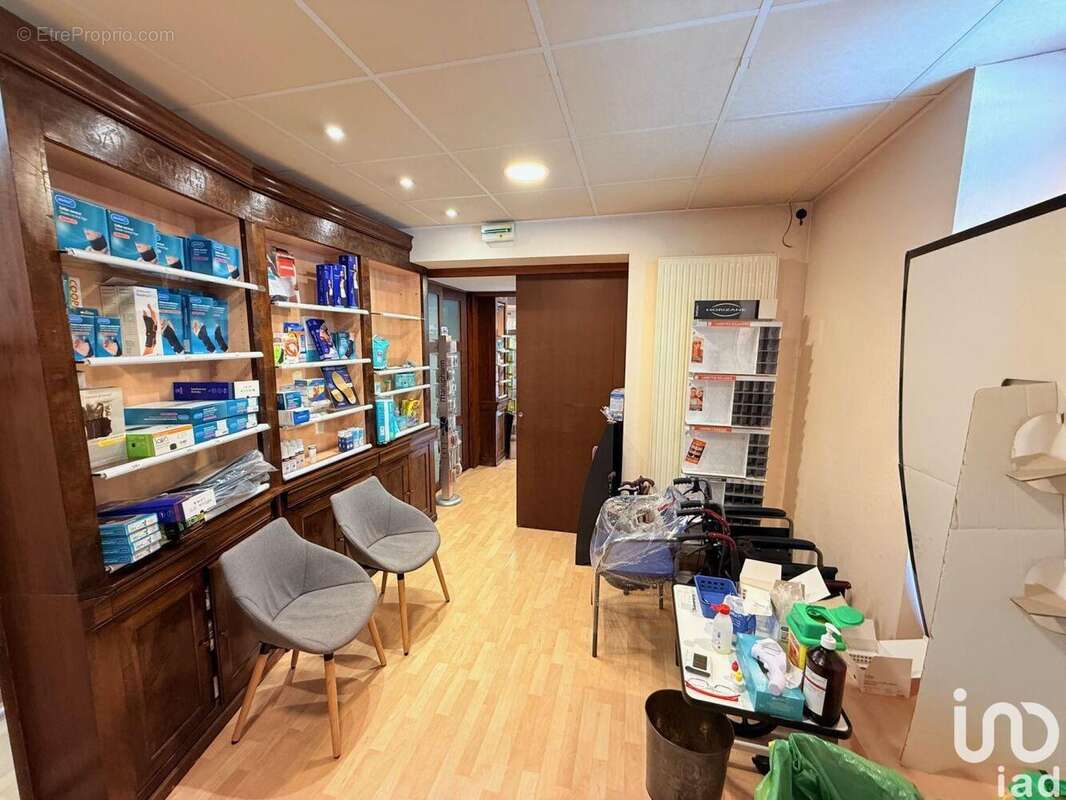 Photo 7 - Commerce à MONTBRUN-LES-BAINS