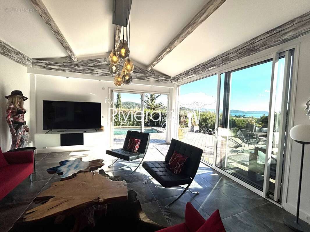 Maison à CAVALAIRE-SUR-MER