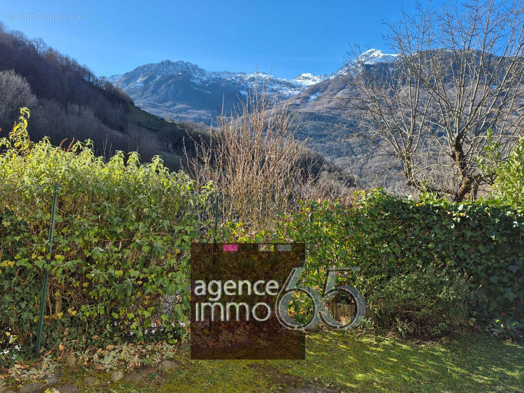 Maison à LUZ-SAINT-SAUVEUR