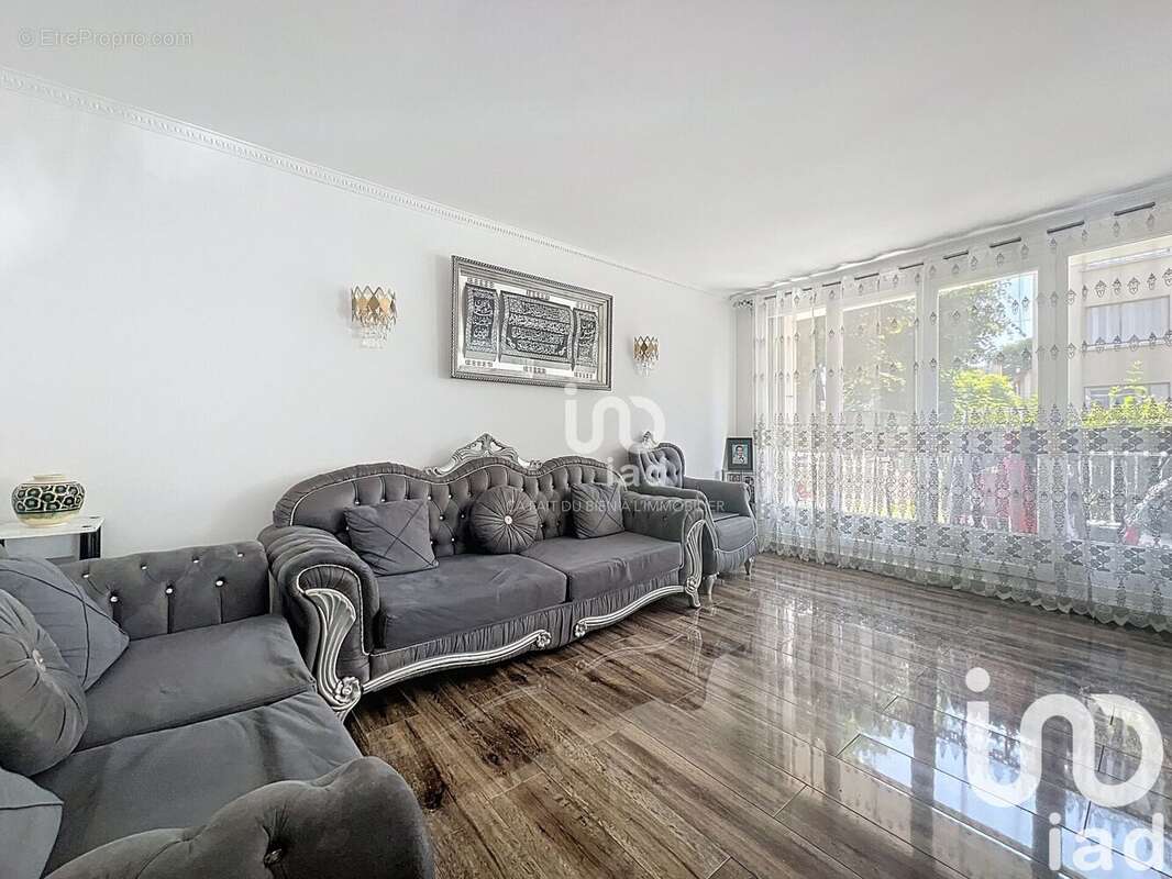 Photo 6 - Appartement à PIERREFITTE-SUR-SEINE