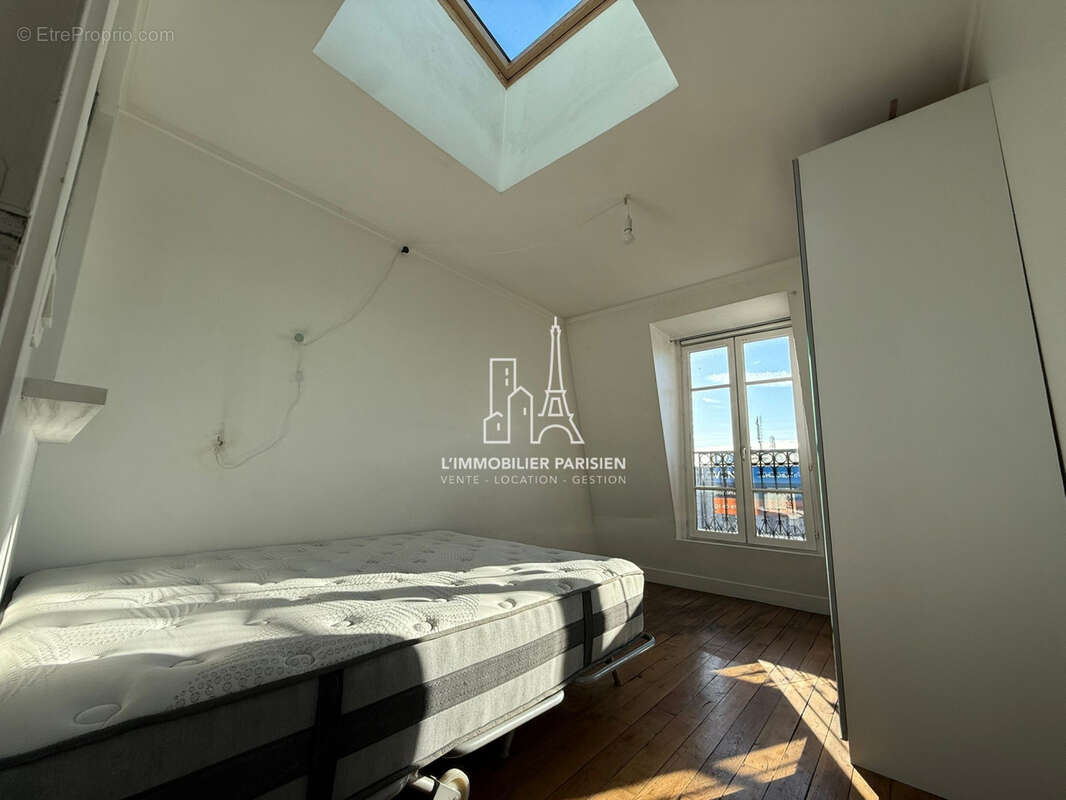 Appartement à PARIS-18E