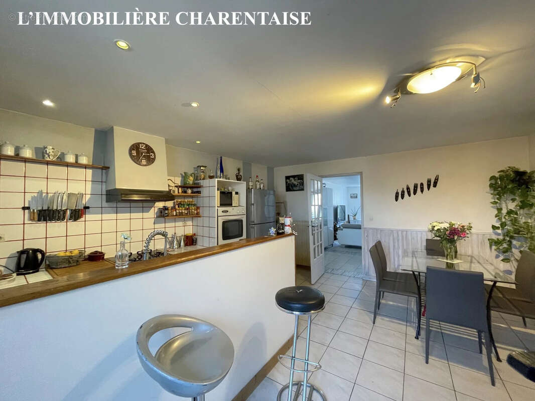 Appartement à SAUJON