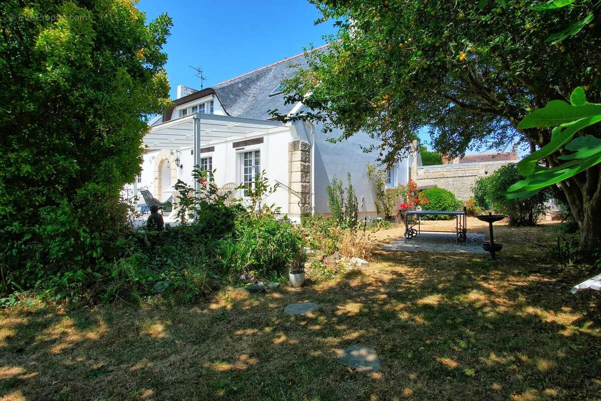LANGRUNE SUR MER - Maison 195m² avec vie de plain-pied - photo 3