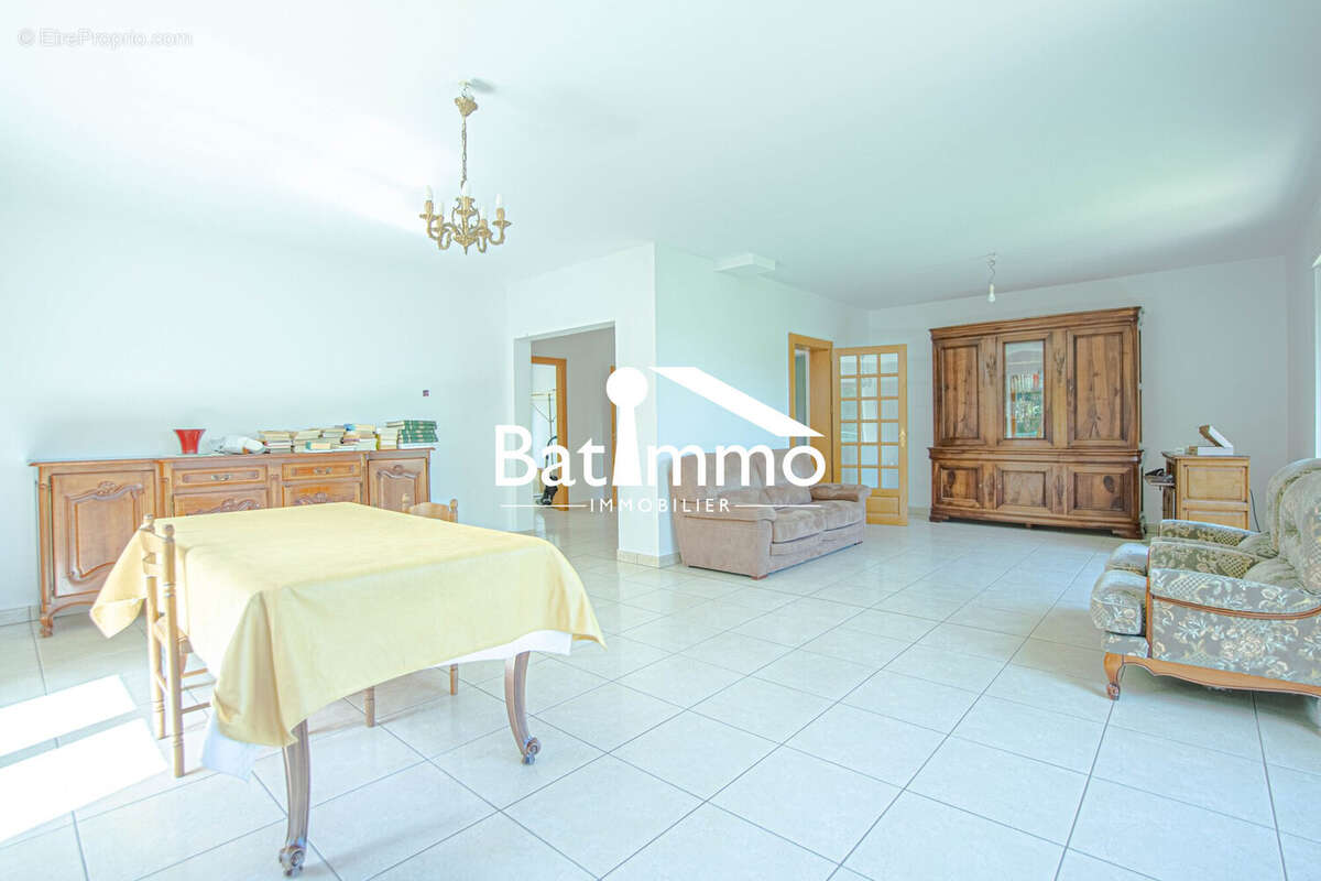 Maison 295 m² à Metz  - photo 8