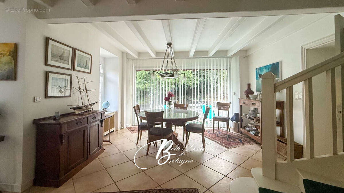 A vendre Belle propriété avec étang et rivière et dépendances, Finistère - photo 10